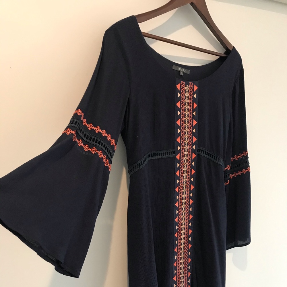 Navy blue summer dress - label “Miss Me”